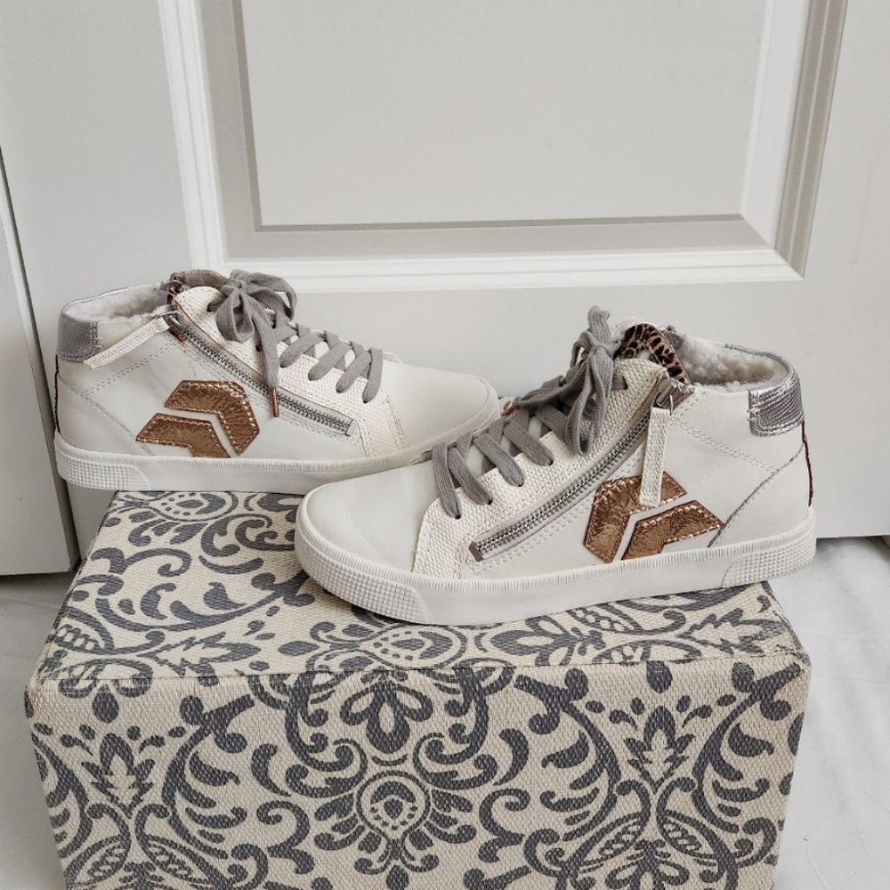 Dolce Vita Zonya Plush High Top Sneakers With Metallic Emellishments - Picture 3 of 7
